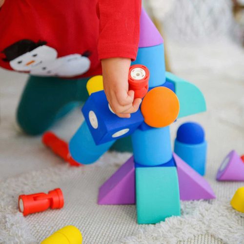 stavebnice-architekt-dite-stavi